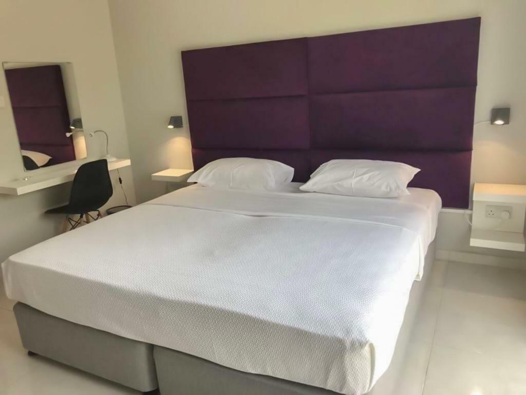 Mare Monte Seaview Boutique Apartment Paphos Eksteriør billede