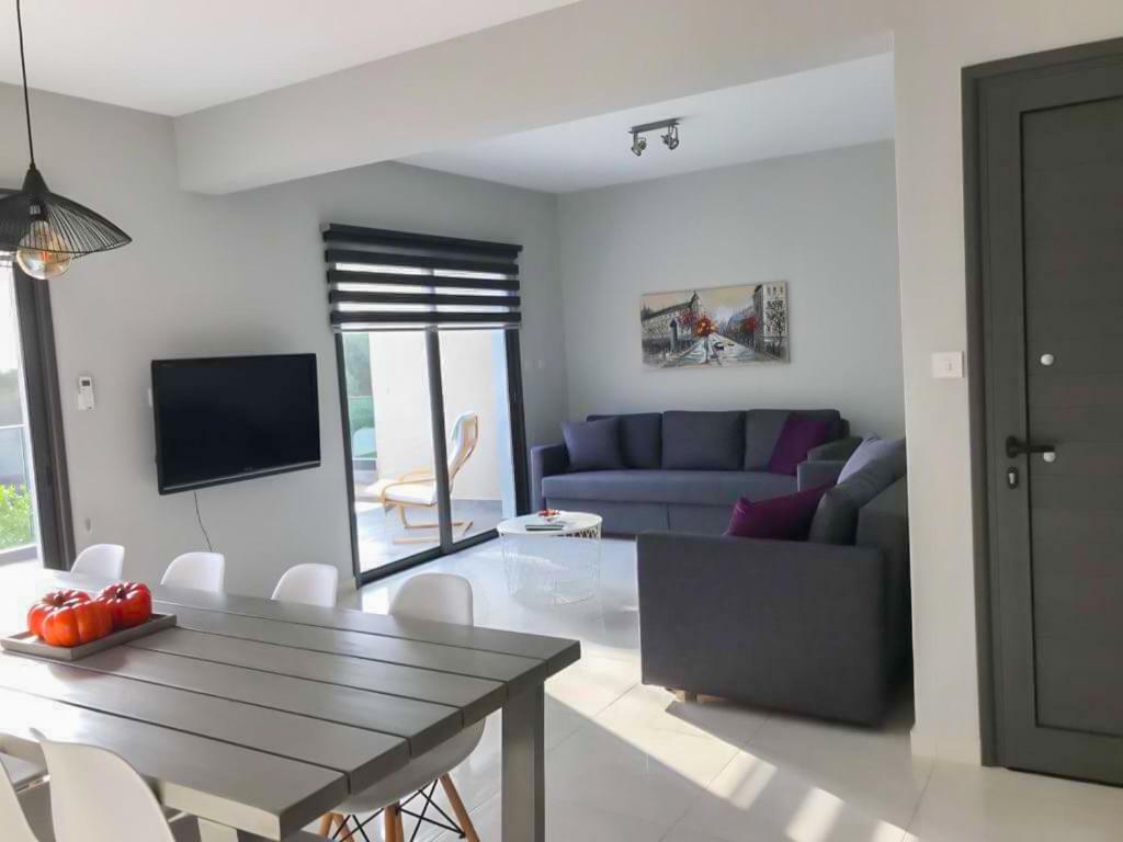 Mare Monte Seaview Boutique Apartment Paphos Eksteriør billede